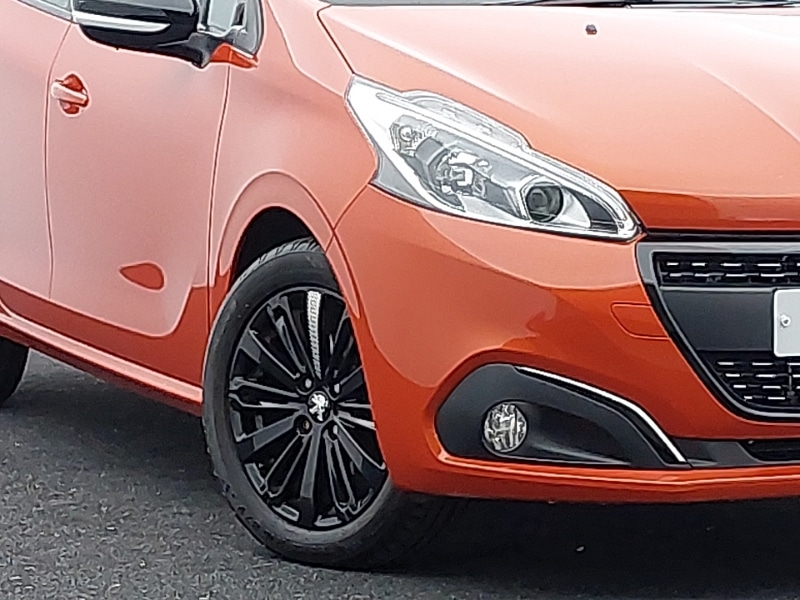 Used Peugeot 208 2016 for sale - 76567007: Photo 9