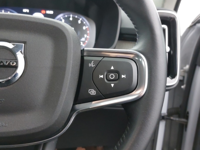 Used Volvo XC40 2020 for sale - 76560341: Photo 17