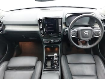 Used Volvo XC40 2020 for sale - 76560341: Photo