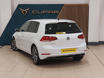 Used Volkswagen Golf 2019 for sale - 76311499: Photo