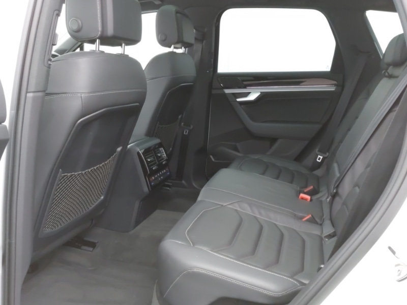 Used Volkswagen Touareg 2019 for sale - 76696018: Photo 6