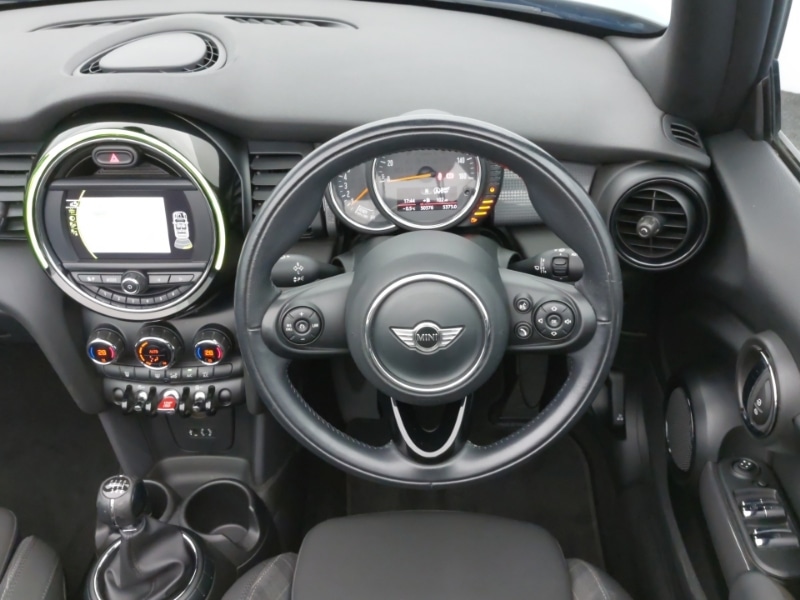 Used MINI Convertible 2016 for sale - 77154929: Photo 7