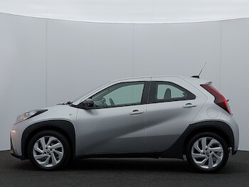 Used Toyota Aygo X 2023 for sale - 77816316: Photo