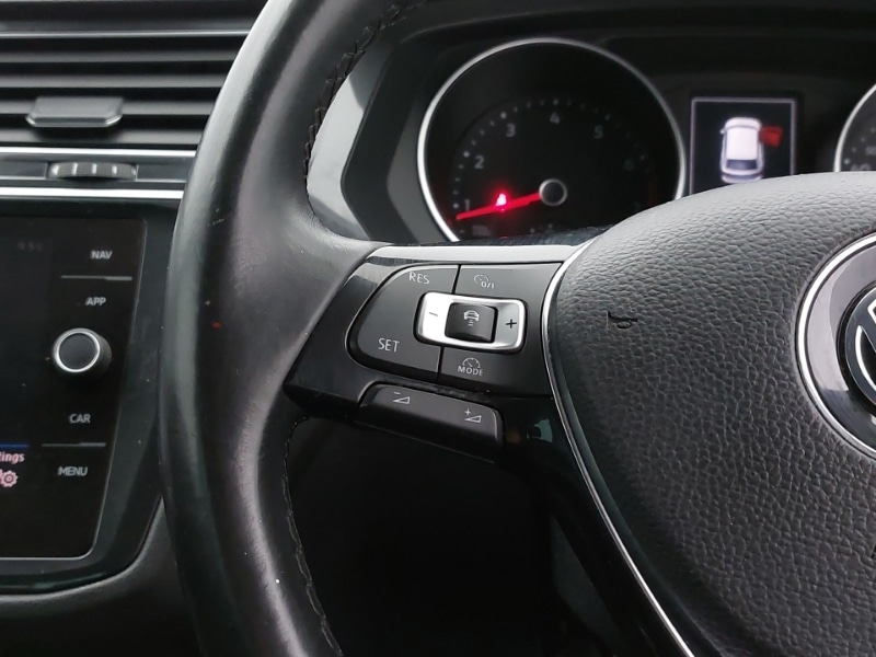 Used Volkswagen Tiguan 2017 for sale - 76397501: Photo 17