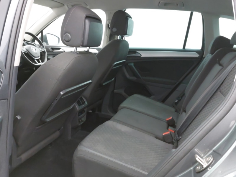 Used Volkswagen Tiguan 2017 for sale - 76397501: Photo 6