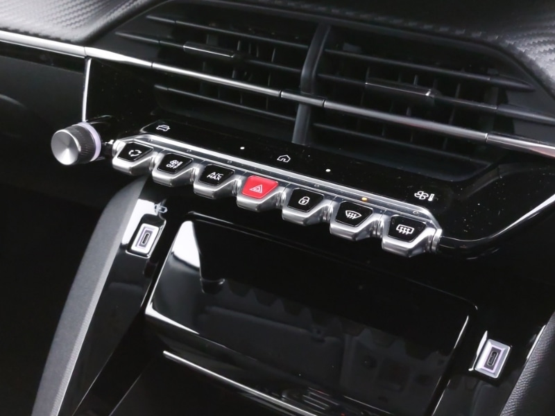 Used Peugeot 208 2024 for sale - 77209437: Photo 15