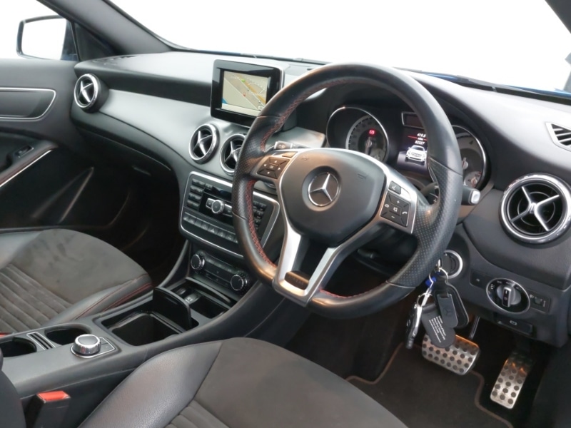 Used Mercedes-Benz GLA 2015 for sale - 76160630: Photo 12