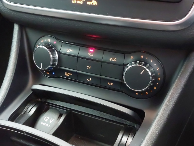 Used Mercedes-Benz GLA 2015 for sale - 76160630: Photo 16
