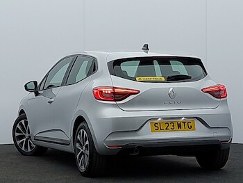 Used Renault Clio 2023 for sale - 78054603: Photo