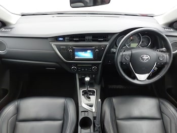 Used Toyota Auris 2015 for sale - 79274285: Photo