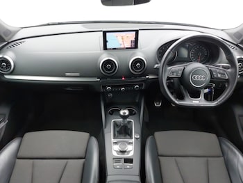 Used Audi A3 2018 for sale - 77000015: Photo