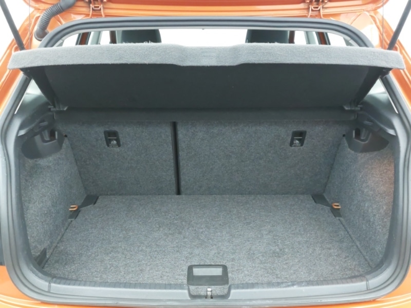 Used Volkswagen Polo 2019 for sale - 76484126: Photo 8