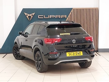 Used Volkswagen T-Roc 2021 for sale - 78411356: Photo