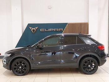 Used Volkswagen T-Roc 2021 for sale - 78411356: Photo