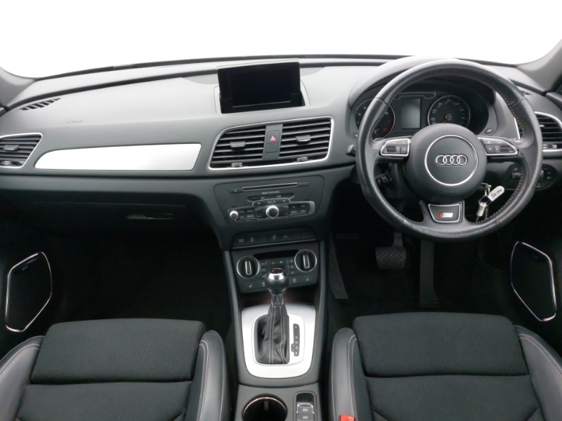 Used Audi Q3 2018 for sale - 77173626: Photo 2