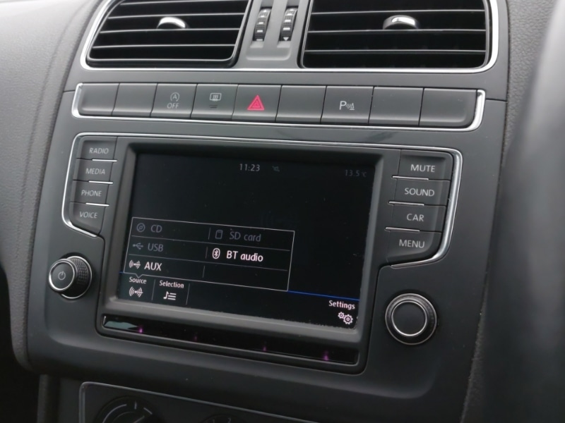 Used Volkswagen Polo 2017 for sale - 77777195: Photo 14