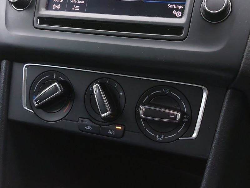 Used Volkswagen Polo 2017 for sale - 77777195: Photo 15