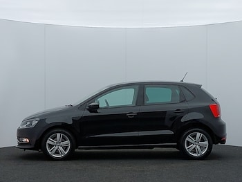 Used Volkswagen Polo 2017 for sale - 77777195: Photo