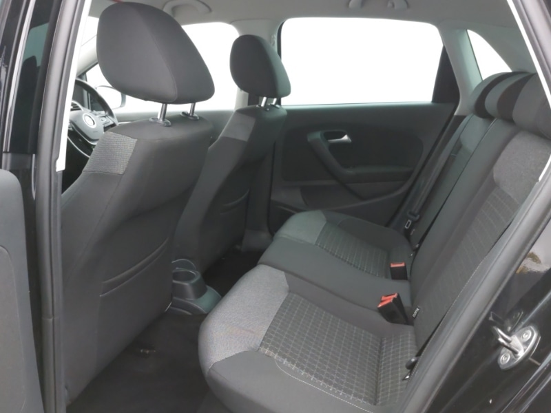 Used Volkswagen Polo 2017 for sale - 77777195: Photo 6