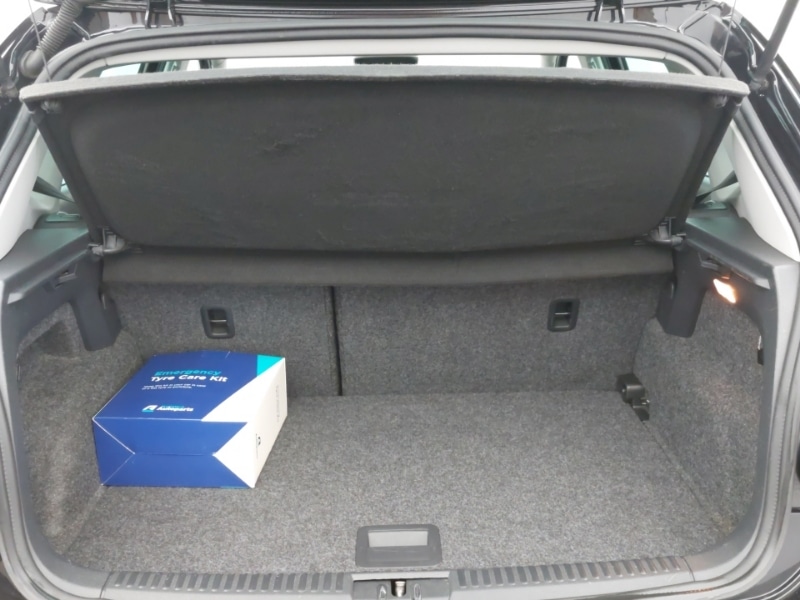 Used Volkswagen Polo 2017 for sale - 77777195: Photo 8