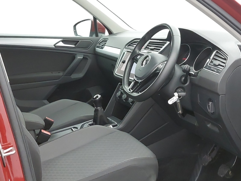 Used Volkswagen Tiguan 2018 for sale - 77606096: Photo 12