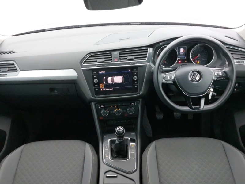 Used Volkswagen Tiguan 2018 for sale - 77606096: Photo 2