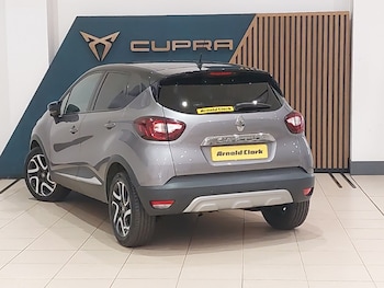 Used Renault Captur 2018 for sale - 79586648: Photo