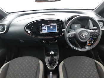 Used Toyota Aygo X 2023 for sale - 77039260: Photo