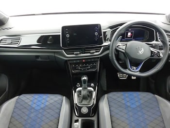 Used Volkswagen T-Roc 2022 for sale - 76348186: Photo