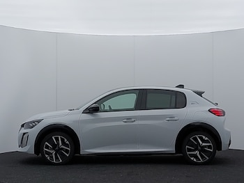 Used Peugeot 208 2025 for sale - 76595204: Photo