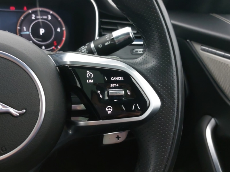 Used Jaguar F-Pace 2021 for sale - 76571536: Photo 18