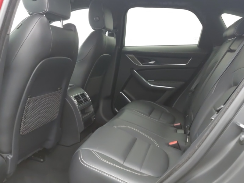 Used Jaguar F-Pace 2021 for sale - 76571536: Photo 6