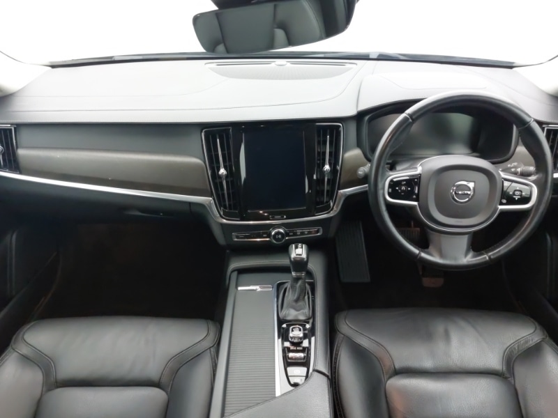 Used Volvo V90 2019 for sale - 76630513: Photo 2