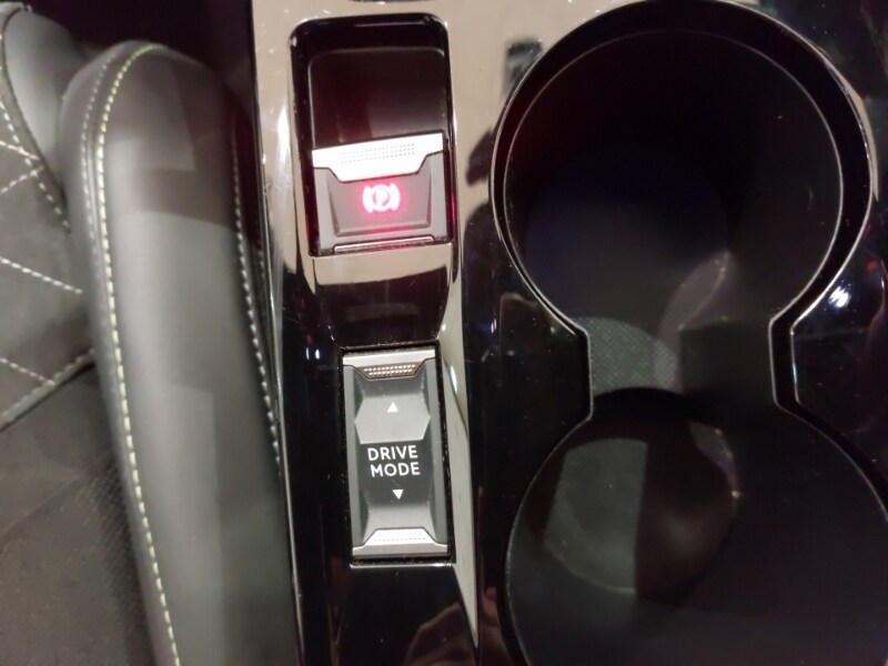 Used Peugeot 2008 2022 for sale - 76666341: Photo 19