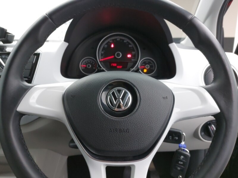 Used Volkswagen up! 2017 for sale - 77999350: Photo 15