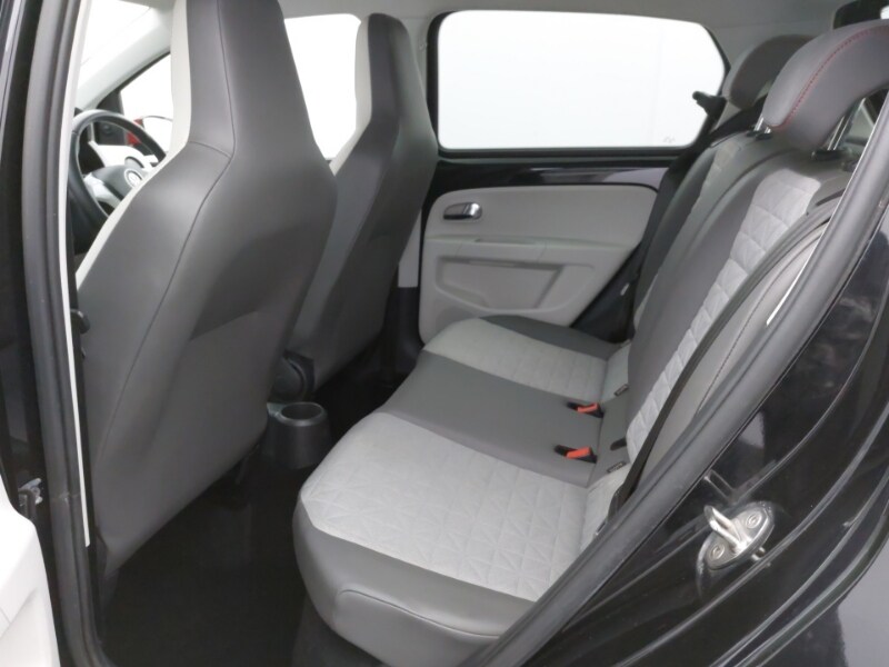 Used Volkswagen up! 2017 for sale - 77999350: Photo 6