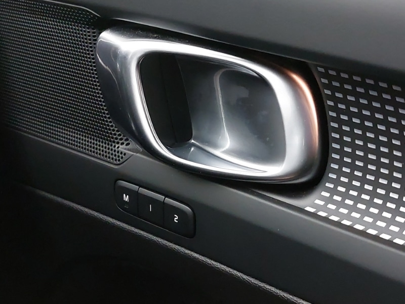 Used Volvo XC40 2025 for sale - 77433581: Photo 19