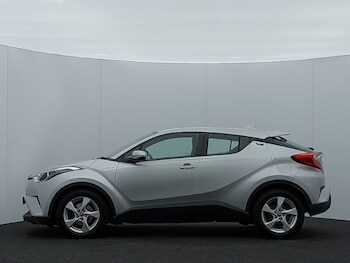 Used Toyota C-HR 2018 for sale - 78203280: Photo
