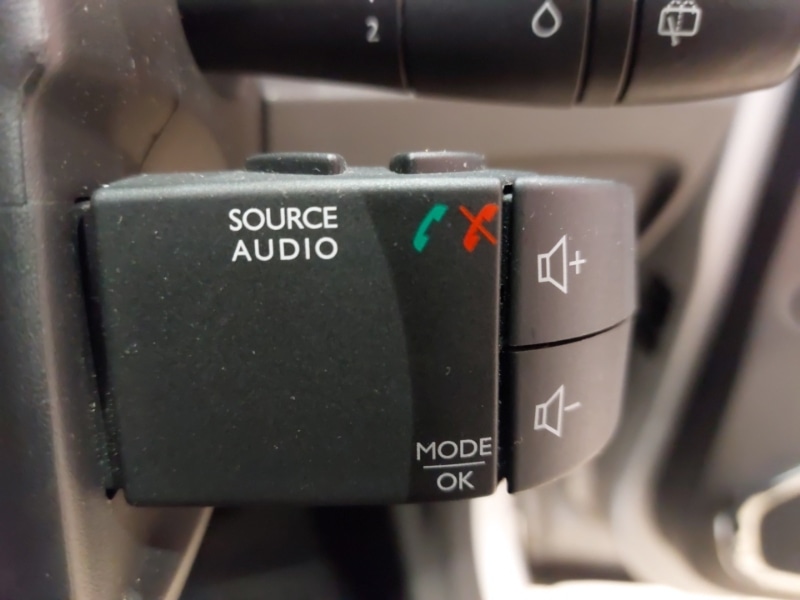 Used Renault Captur 2015 for sale - 77922092: Photo 18