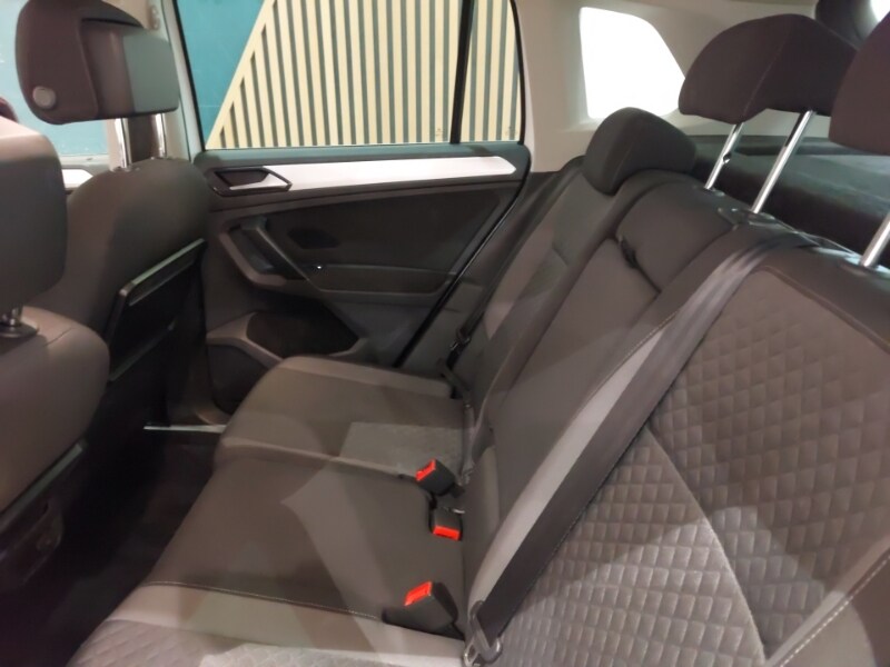 Used Volkswagen Tiguan 2017 for sale - 77548893: Photo 6