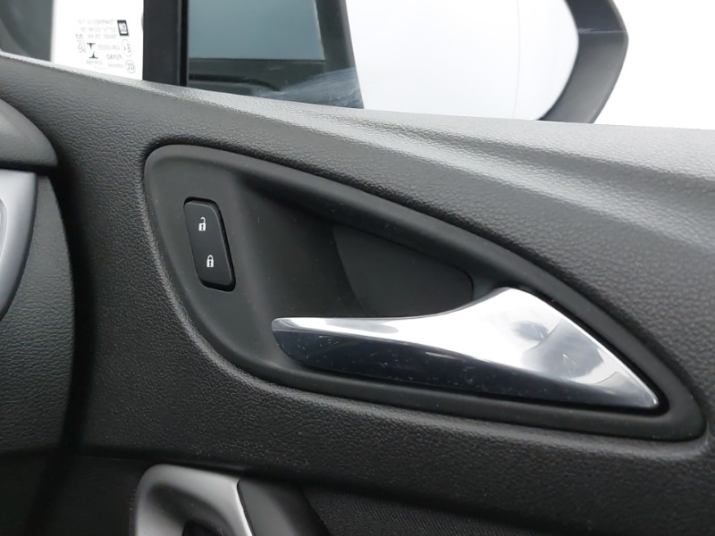 Used Vauxhall Astra 2018 for sale - 77690088: Photo 19