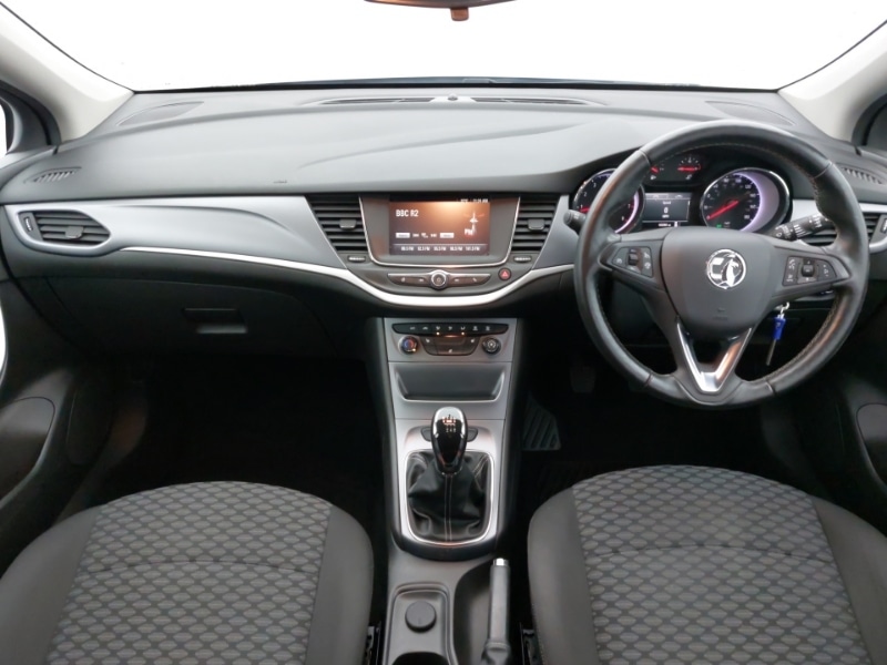 Used Vauxhall Astra 2018 for sale - 77690088: Photo 2