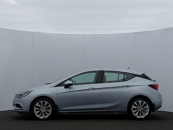 Used Vauxhall Astra 2018 for sale - 77690088: Photo