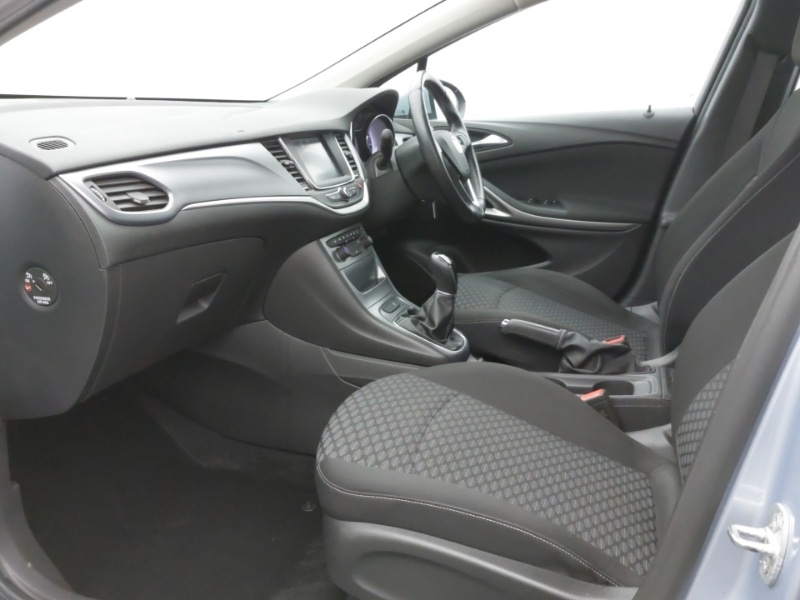 Used Vauxhall Astra 2018 for sale - 77690088: Photo 5