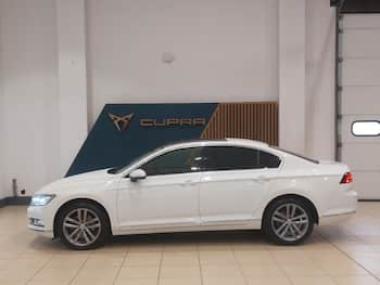 Used Volkswagen Passat 2018 for sale - 79718638: Photo