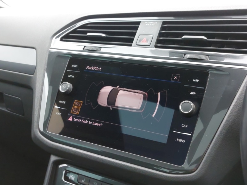 Used Volkswagen Tiguan 2017 for sale - 77228900: Photo 13