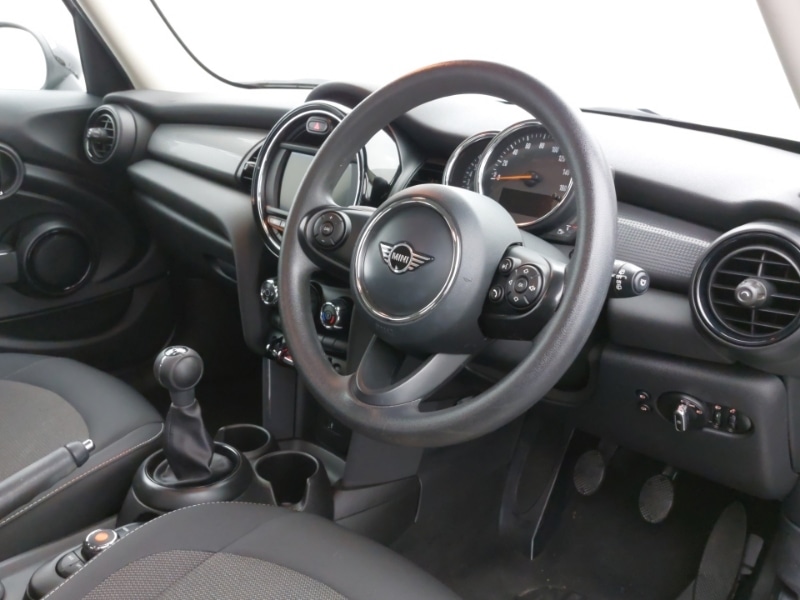 Used MINI Hatch 2018 for sale - 76414690: Photo 12