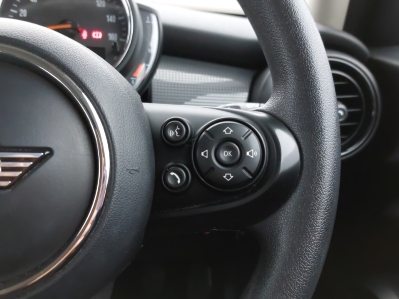 Used MINI Hatch 2018 for sale - 76414690: Photo 17