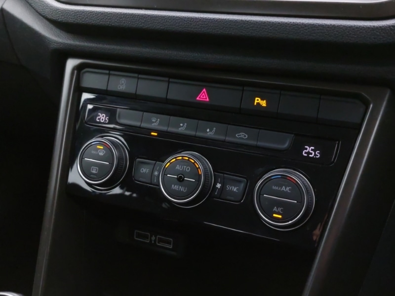 Used Volkswagen T-Roc 2019 for sale - 77439475: Photo 15