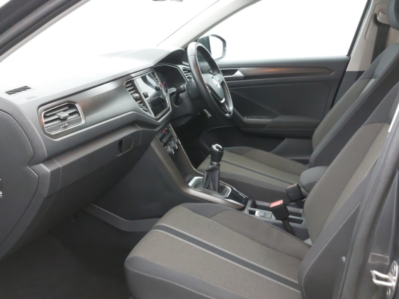 Used Volkswagen T-Roc 2019 for sale - 77439475: Photo 5